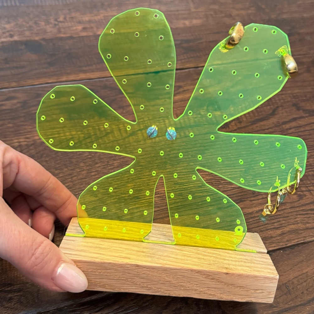 Rowan Neon Green Acrylic Flower Earring Holder with 3 Pairs of Earrings Bundle